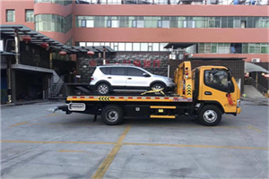 满城汽车紧急补胎换胎救援