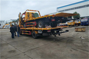 满城同城汽车补胎